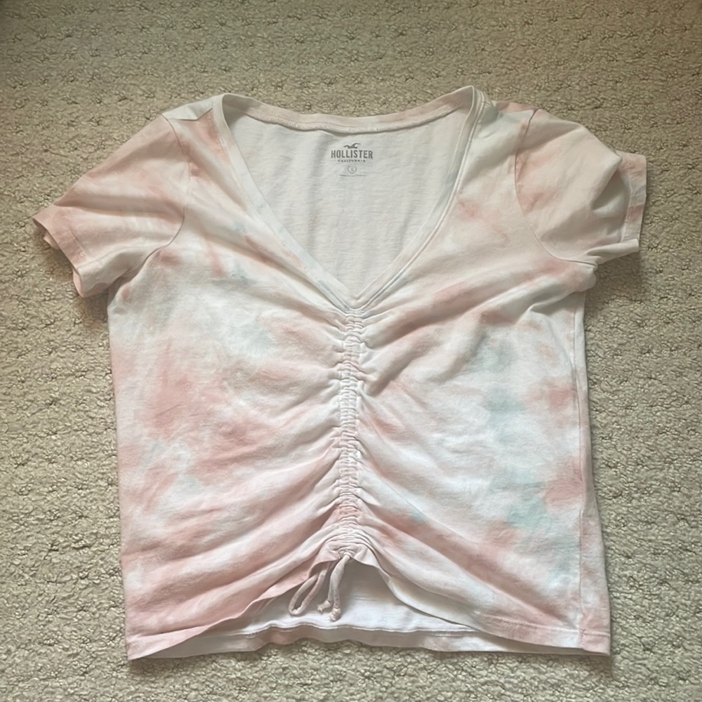 HOLLISTER Trendy Tye Dye Cinched T shirt